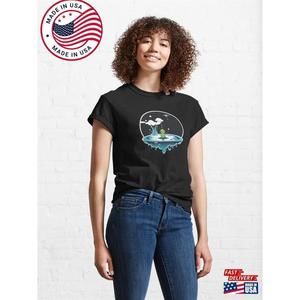 Martian Hot Spring Surprise Astronaut Voyage Classic T-Shirt